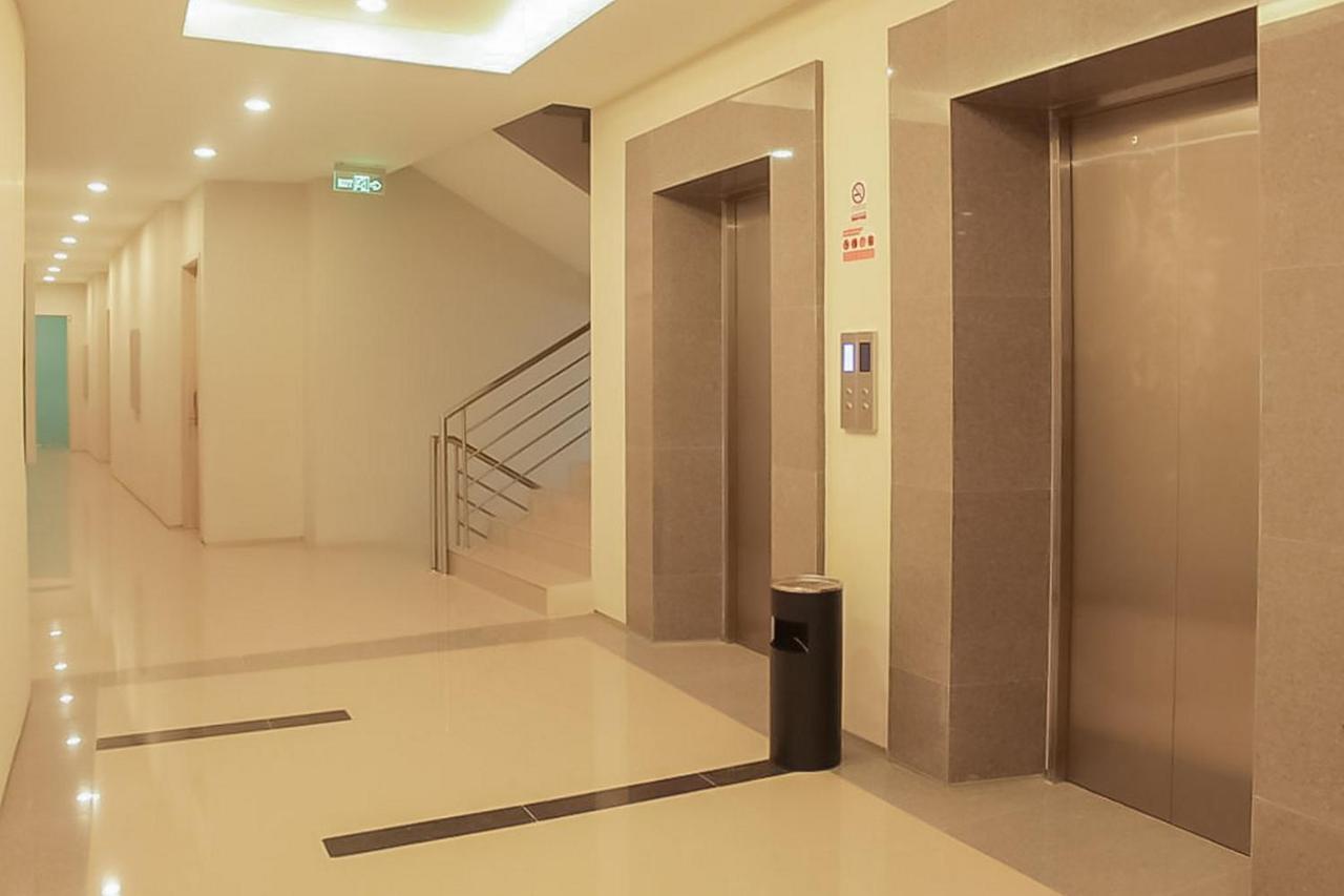 Hotel Mutiara RedPartner Padangsidimpuan Esterno foto