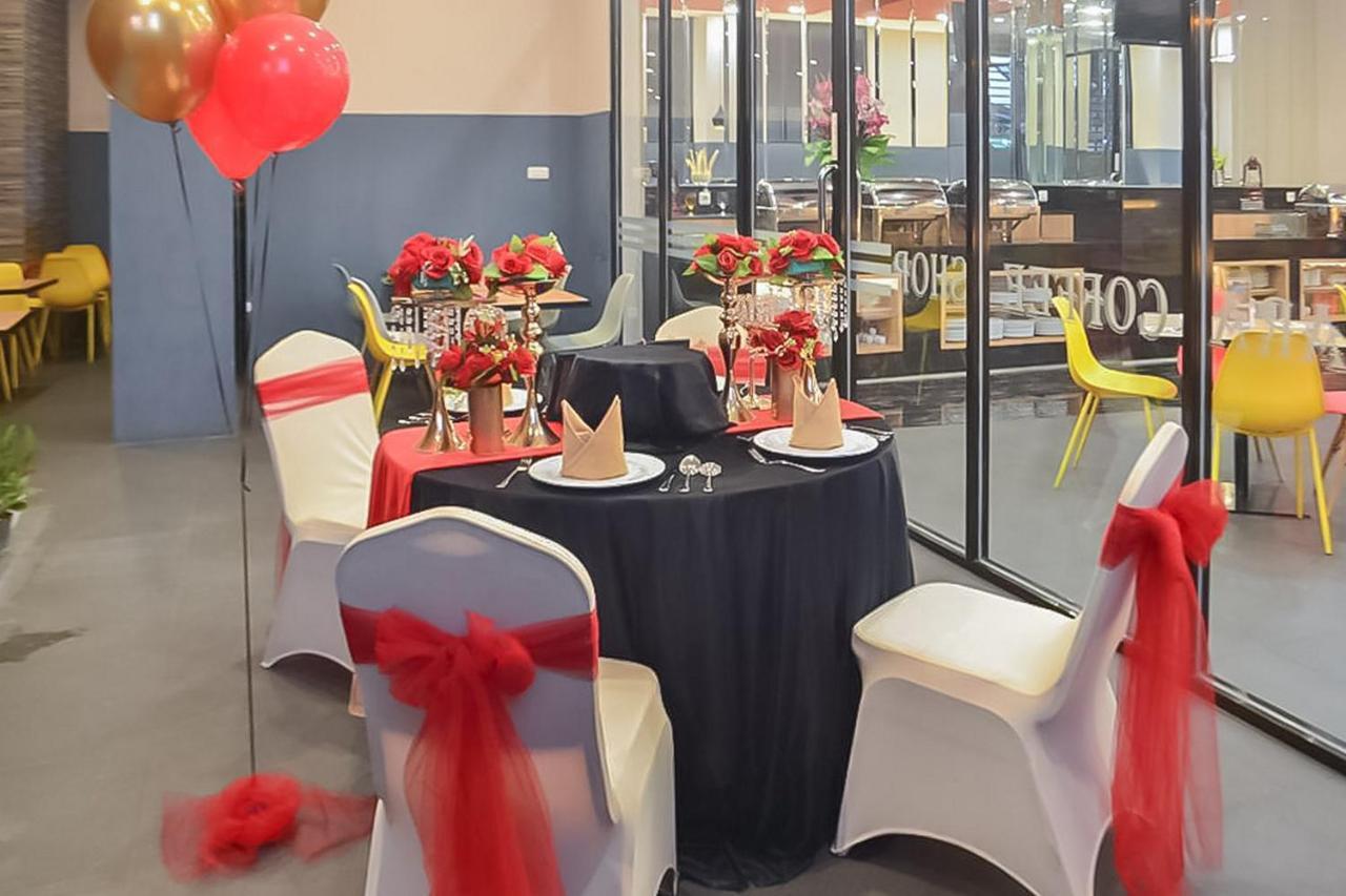 Hotel Mutiara RedPartner Padangsidimpuan Esterno foto